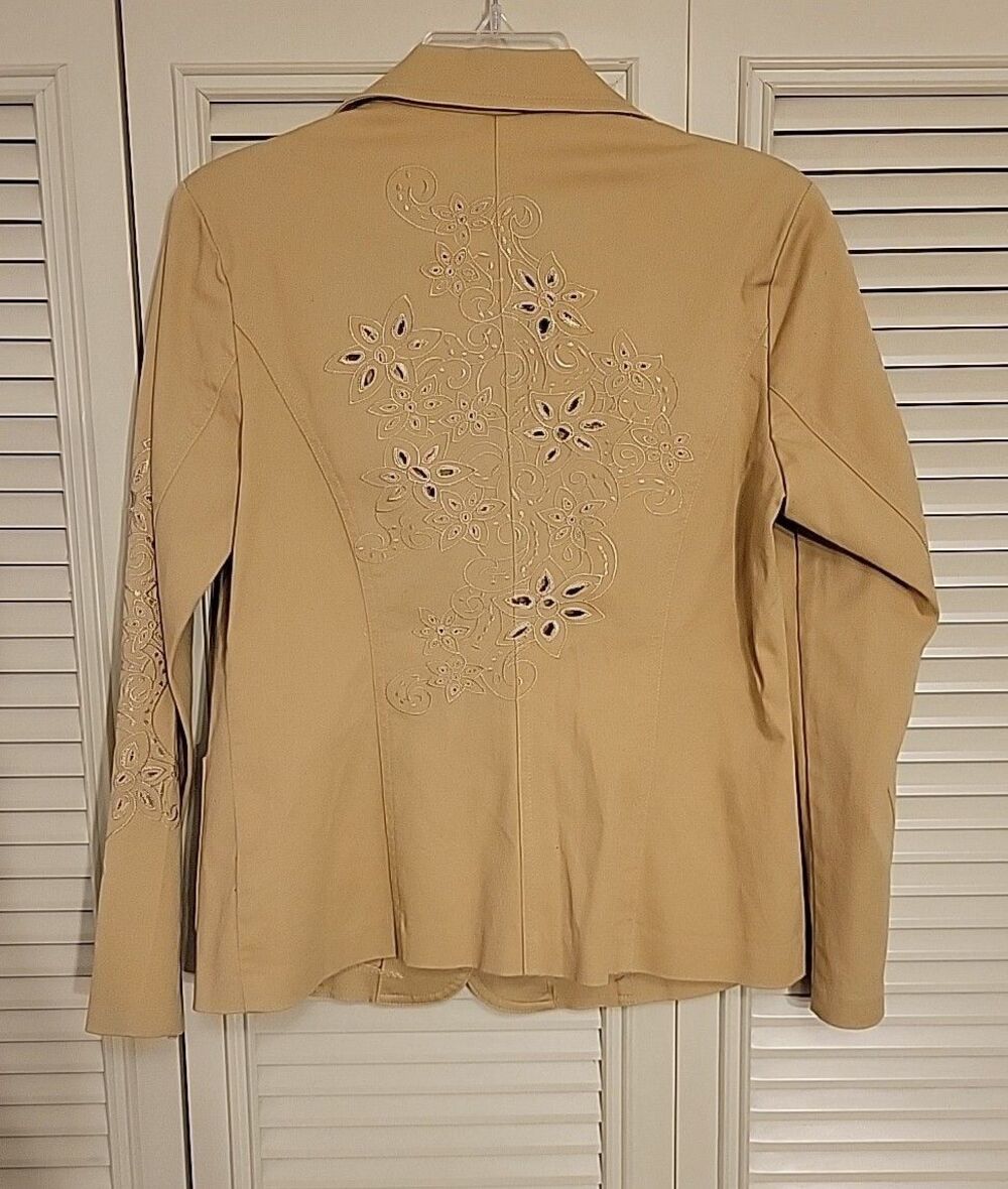 Susan Graver Style Wm XS Tan Embroidered Blazer Jacket Button Beautiful Detail!